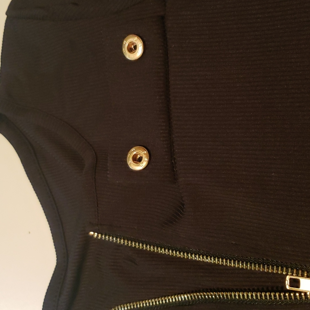♥️New boutique Ribbed zipper top - Picture 8 of 10